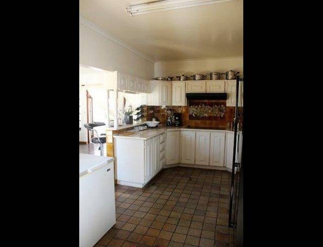 4 BEDROOM FREESTANDING FOR SALE IN DAWNCREST